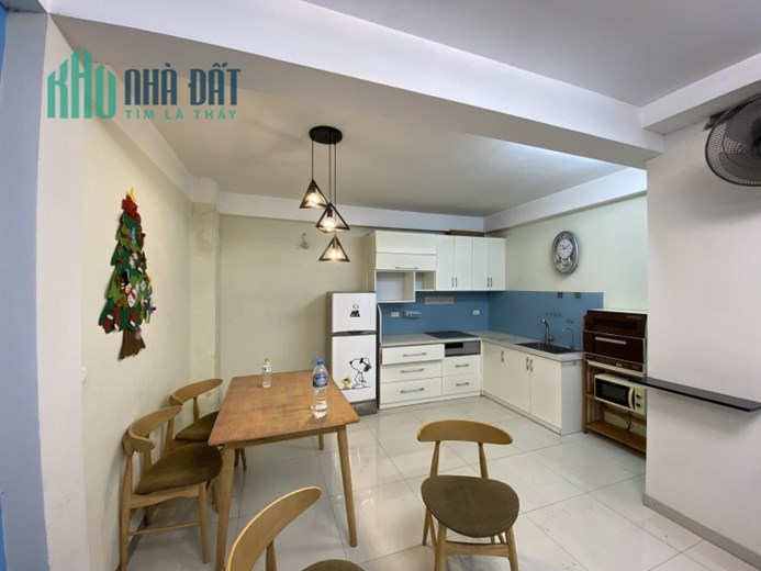 Bán nhà 4 tầng Thạch Bàn,Long Biên,36m2 ,Mt 4.4m giá tốt nhỉnh 2 tỷ