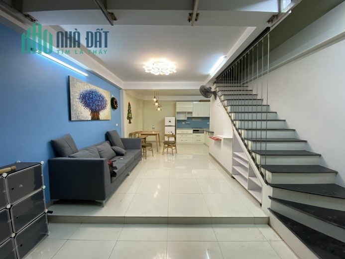Bán nhà 4 tầng Thạch Bàn,Long Biên,36m2 ,Mt 4.4m giá tốt nhỉnh 2 tỷ