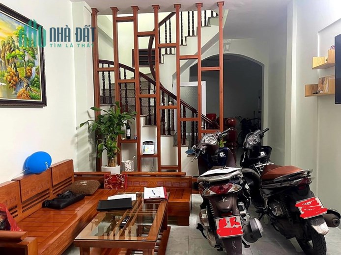 💥Nhà đẹp bán gấp Yên Hòa - Cầu Giấy 43m 5T, Ô tô 10m, dân trí cao, hơn 6 tỷ💥