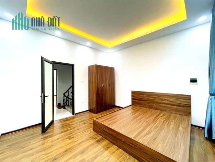 Bán nhà ngõ 110 Trần Phú, Hà Đông. 2 thoáng, an sinh đỉnh, 38m2 5T Giá 3.8 tỷ.