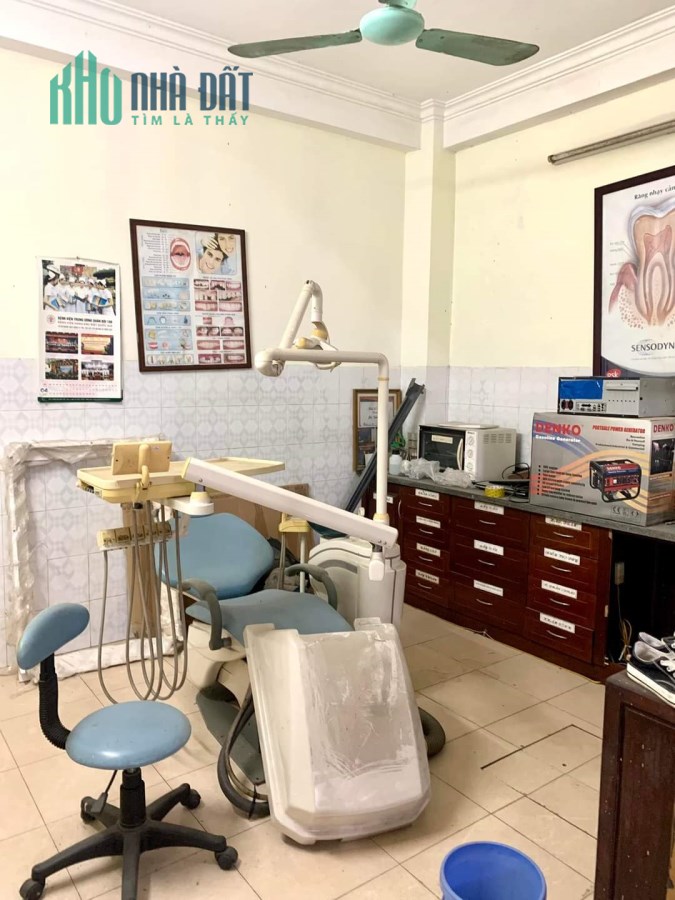 NHÀ PHỐ TRUNG KÍNH, KINH DOANH SẦM UẤT, XE TẢI ĐỖ NGÀY ĐÊM, 5 TẦNG, HƠN 8 TỶ