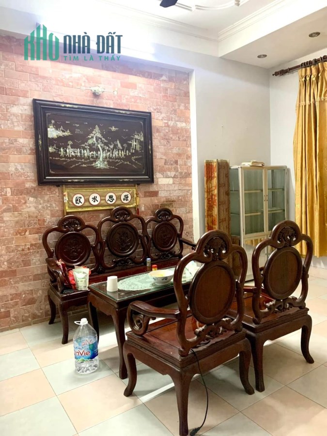 NHÀ PHỐ TRUNG KÍNH, KINH DOANH SẦM UẤT, XE TẢI ĐỖ NGÀY ĐÊM, 5 TẦNG, HƠN 8 TỶ
