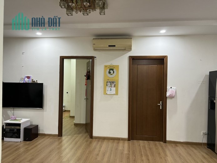 Cần bán nhanh, giá rẻ hơn thị trường. Nhà phố Mỹ Đình, ô tô cách nhà 50m. Ngõ rộng thoáng 38m, 3.5