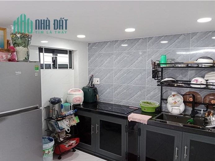 Bán nhà Mặt Tiền đường 27 P.6 Q.GV, nở hậu, Đ.Xe tải tránh, giá giảm còn 7.4 tỷ