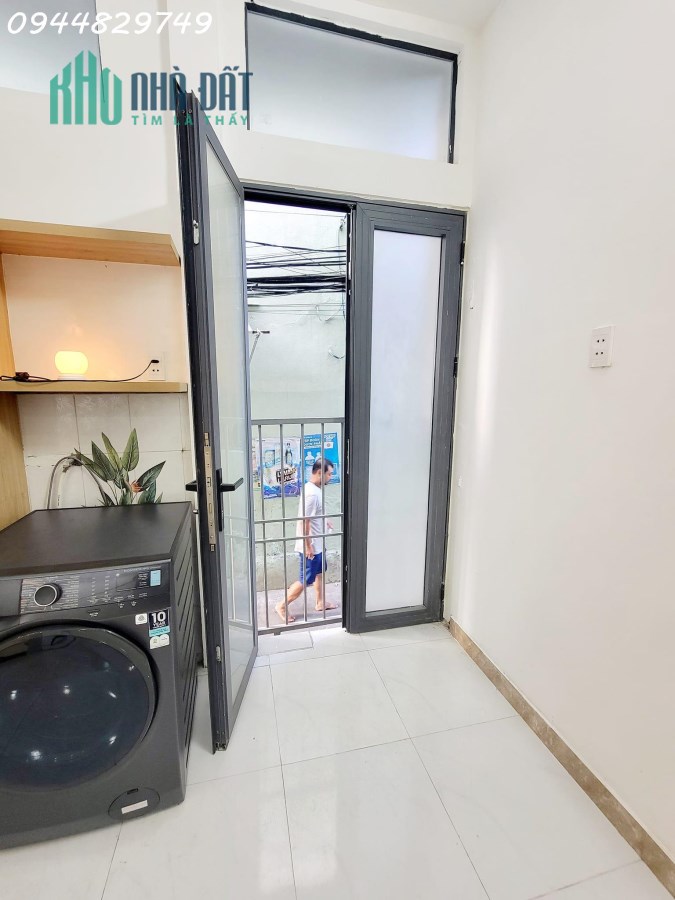 Gáp bán NHÀ NGON. Kiệt ô tô 5m LÊ DUẨN, Đà Nẵng - 2 tầng mới 2 mặt kiệt rất thoáng, mà giá chỉ 2,xx
