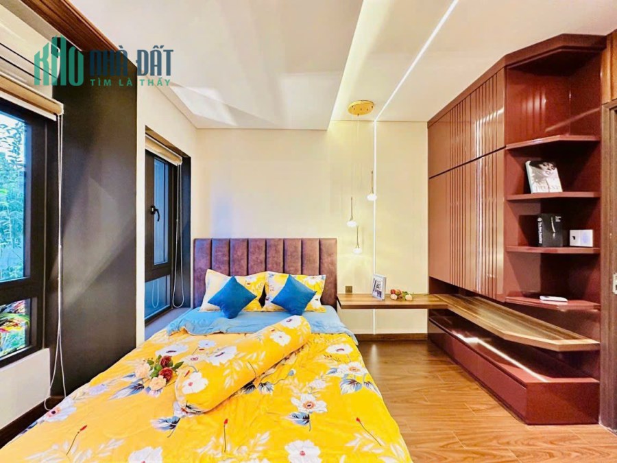 Bán Nhà Phạm Văn Đồng, Bình Thạnh,50M2,Hẻm Xe Hơi,5.8Tỷ