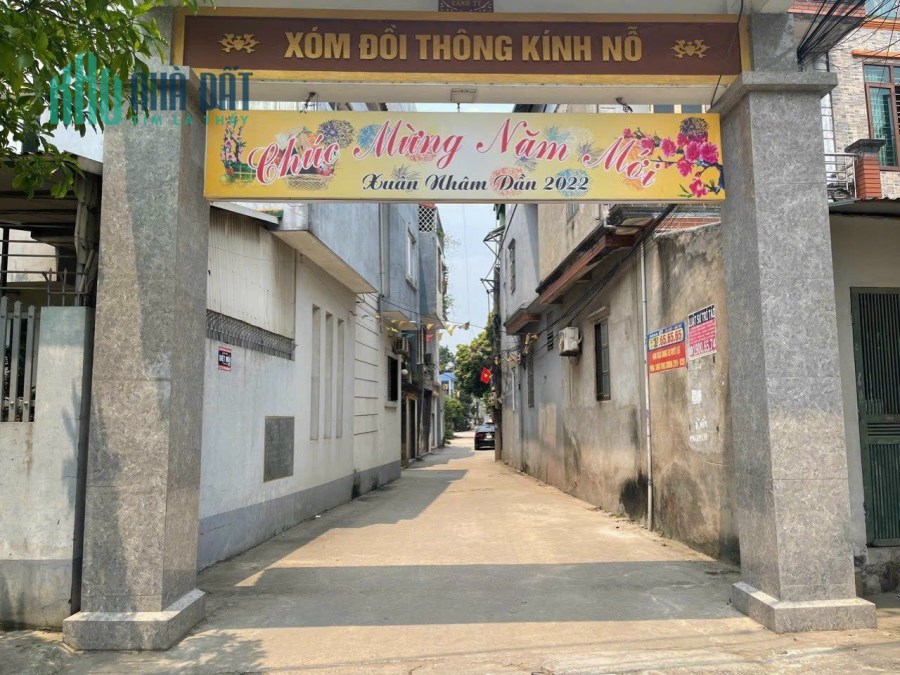 1.76 TỶ NHẬP KHẨU UY NỖ - OTO ĐỖ CỬA - VỊ TRÍ TRUNG TÂM - DÂN TRÍ CAO