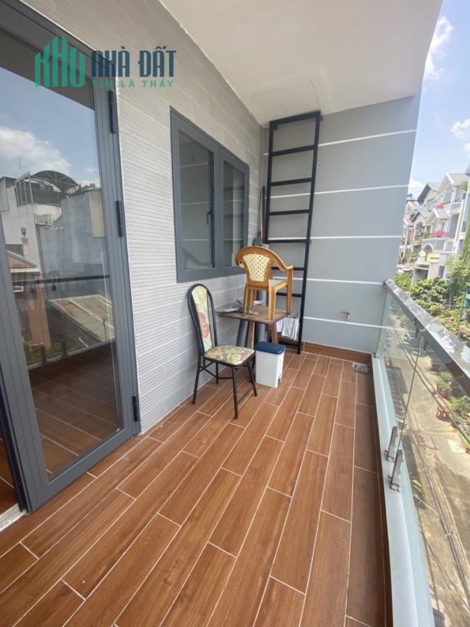 Nhà Sát MT đường Vườn Lài Quận Tân Phú 4.3Mx17.5M 3Tầng 5PN.