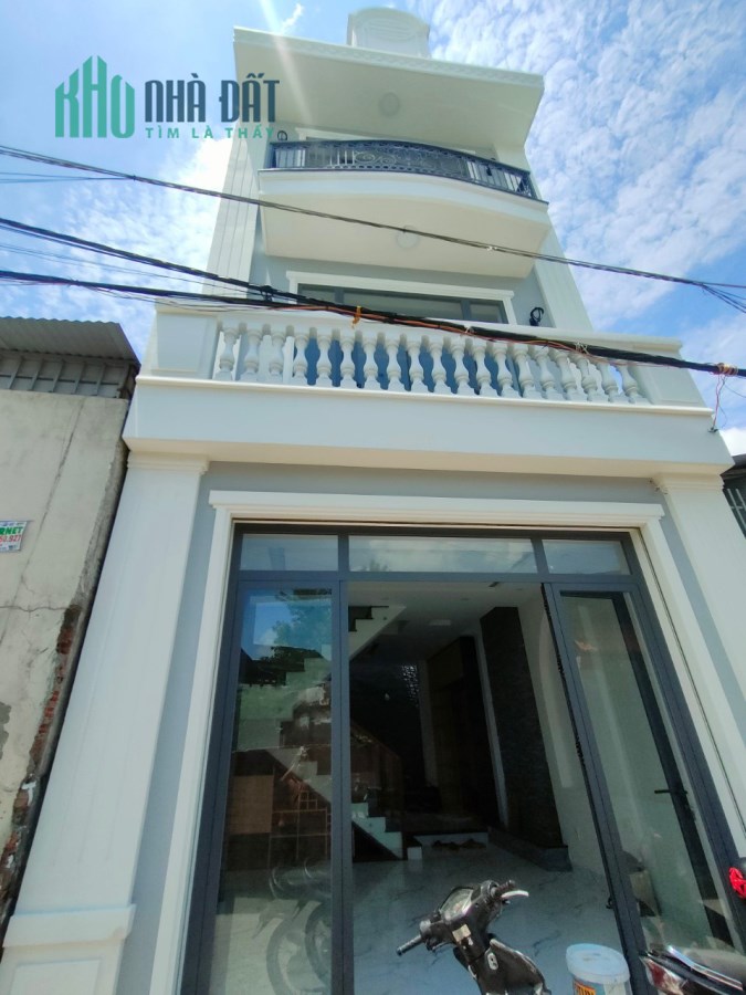 Nhà 1 Trệt 2 Lầu Trảng Dài gần Đại Học Công Nghệ Đồng Nai, SHR thổ cư,đường xe hơi