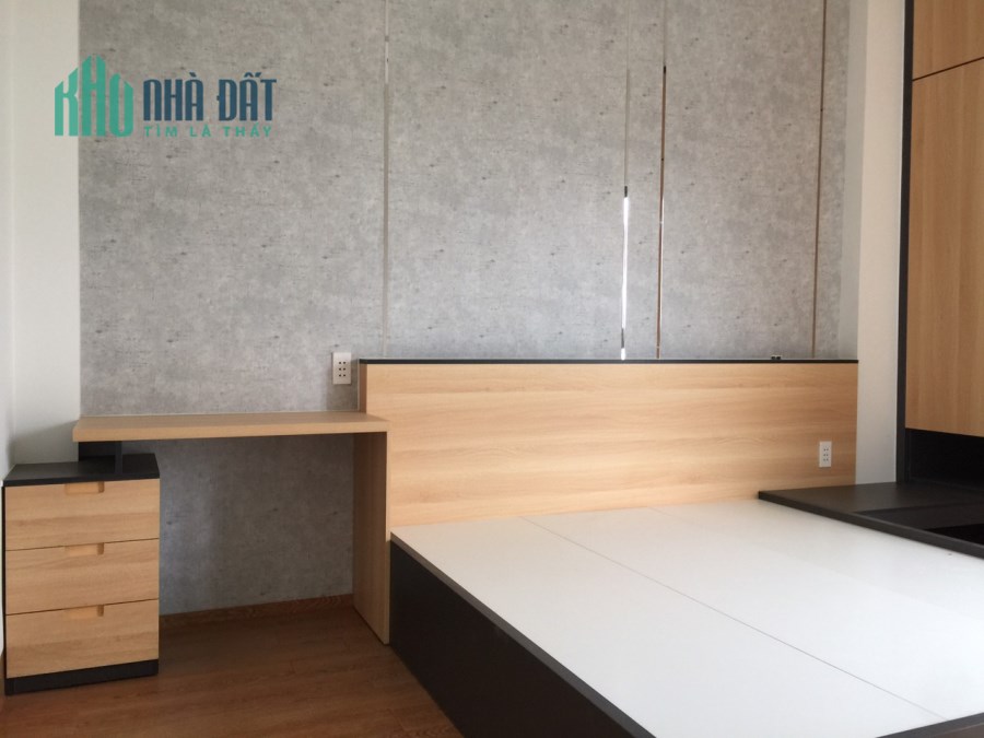 Nhà 1 Trệt 2 Lầu Trảng Dài gần Đại Học Công Nghệ Đồng Nai, SHR thổ cư,đường xe hơi