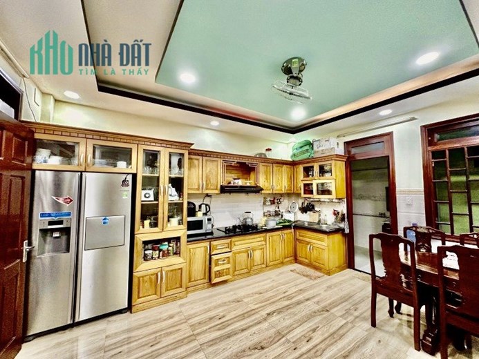 Mặt Tiền Kinh Doanh Chợ Vải Phú Thọ Hòa Quận Tân Phú DTSD 600M2.