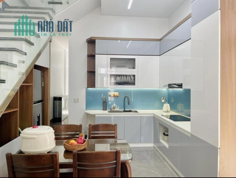 Hot!!Bán gấp nhà phố Yên Hòa 6 tỷ 3 Ô TÔ – KINH DOANH