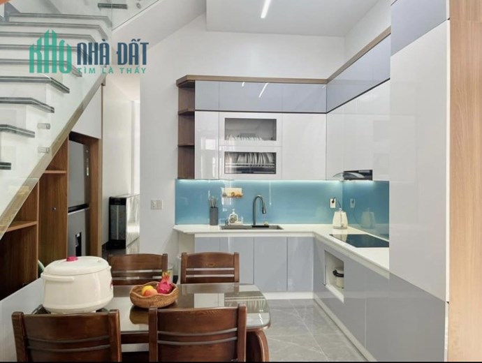 Hot!!Bán gấp nhà phố Yên Hòa 6 tỷ 3 Ô TÔ – KINH DOANH