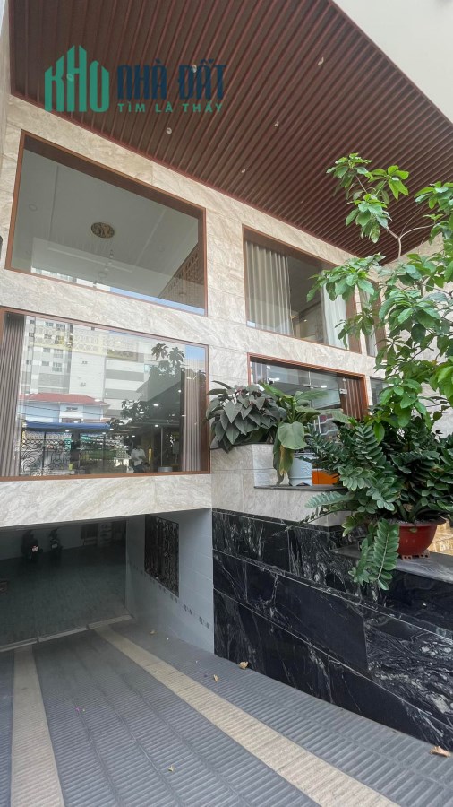 GẤP BÁN TÒA NHÀ VĂN PHÒNG HUỲNH TẤN PHÁT, P. PHÚ THUẬN, 180M2, 6 TẦNG, THANG MÁY, NGANG 9M SIÊU VIP