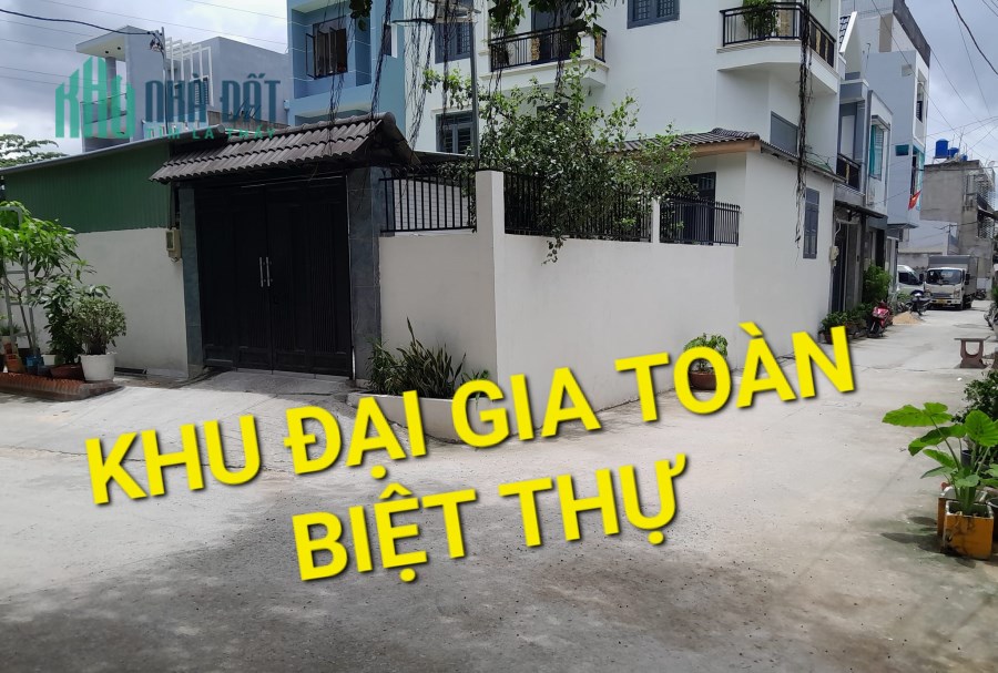 Biệt Thự Khủng 350m2 có 6 tỷ x An Phú Đông Q12 TPHCM - Bán Gấp