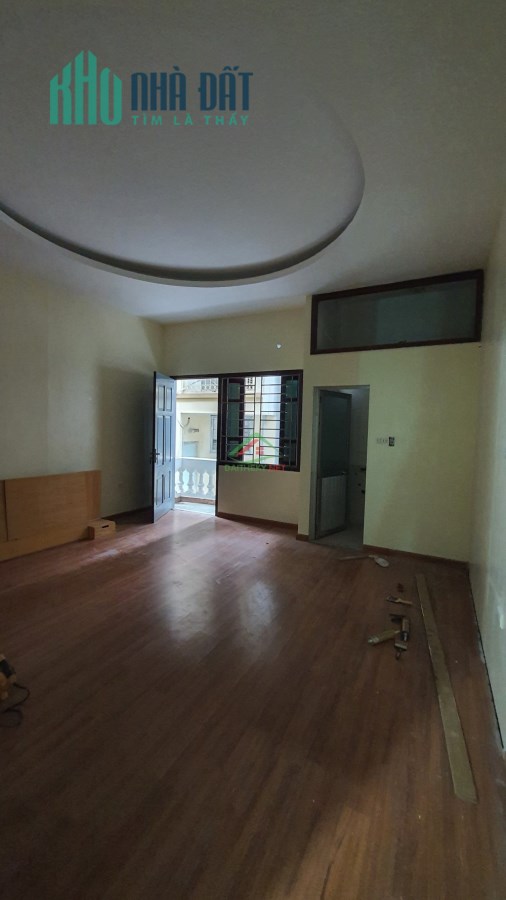 NHÀ ĐẸP PHỐ NGỌC LÂM - LÔ GÓC, Ô TÔ ĐỖ CỬA, CÁCH MẶT PHỐ 40M, 4 NGỦ KHÉP KÍN, HÀNG XÓM MIPEC