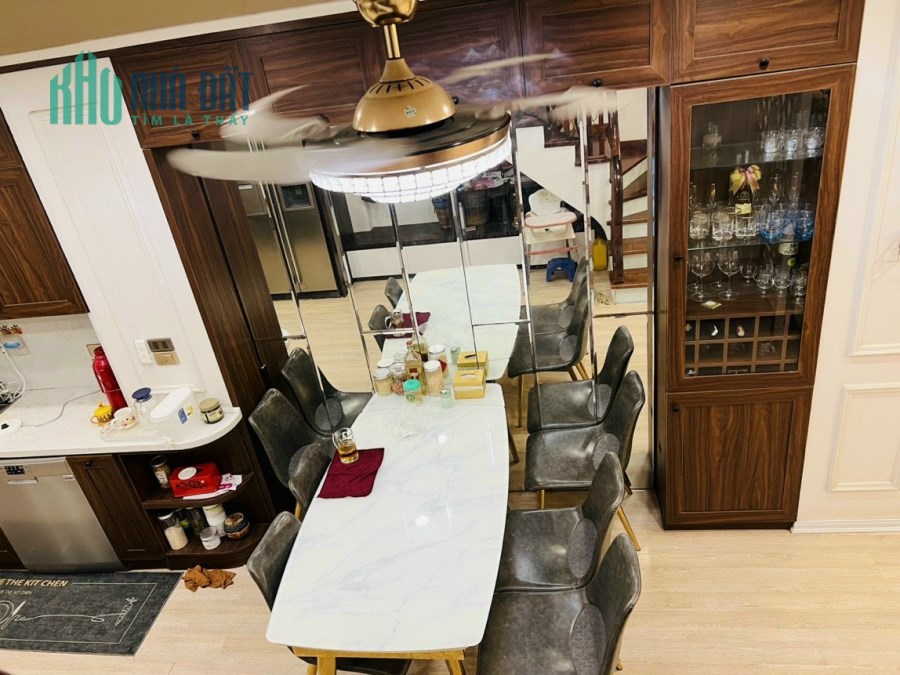 bán nhà liền kề quận Hoàng Mai 75m*5t mới đẹp giá 7.9ty