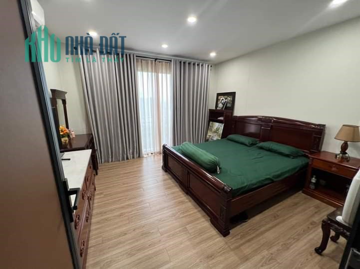 Nhà dân xây Trần Quốc Hoàn, phân lô, gara, kinh doanh 60m giá 12.5 tỷ 0343564283