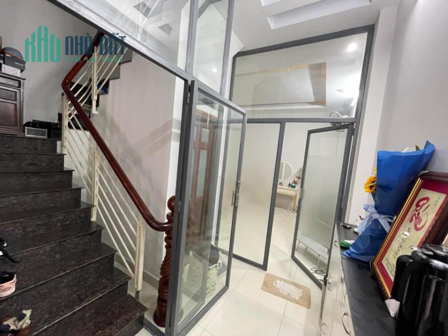 Bán nhà mặt tiền KD đường số Tân Phú Quận 7 cạnh Phú Mỹ Hưng ngang 5 4 tầng Nhỉnh: 11 tỷ
