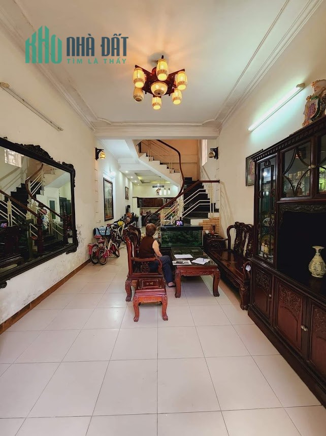 Bán nhà đẹp Ngọc Thụy Long Biên Dt 80m2 4 Tầng Mt 4m Ô tô Ở Kd Vp Nhỉnh 7 tỷ