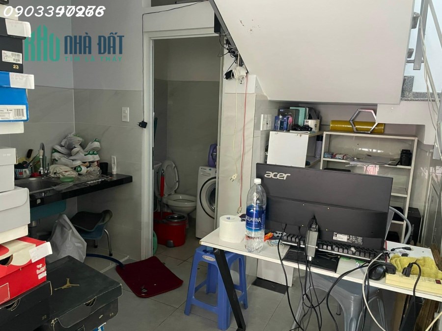 MẶT TIỀN CMT8 Q.TÂN BÌNH- DÒNG TIỀN 400tr/Năm -  DT 4x12 4 Tầng Sân Thượng- nhỉnh 13 Tỷ Lh