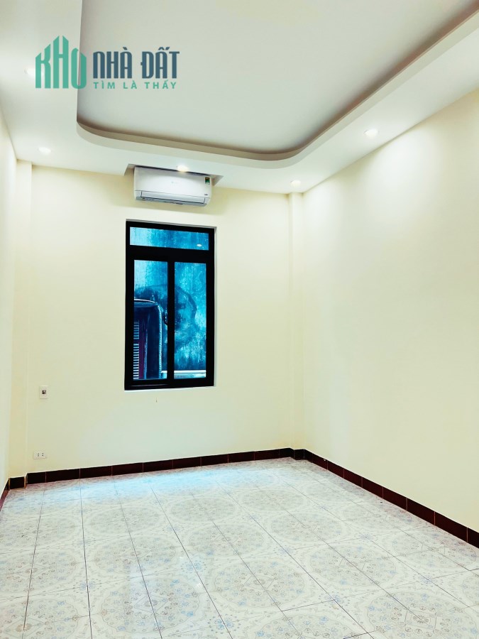 Bán nhà phân lô Ngõ 55 Nguyễn Ngọc Nại, ô tô tránh, Gara, sổ đẹp, 70m*4T, nhỉnh 12 tỷ