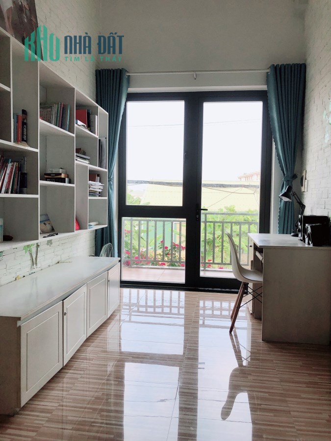 Nhà mặt tiền Quận Cẩm Lệ + View xem Pháo Hoa sông Hàn +Gara Ô Tô riêng. Lh:0917540999