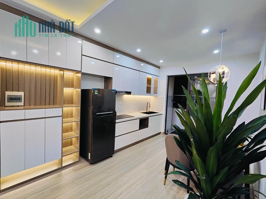 Em cần bán căn góc 56m thiết kế 2pn 2wc tầng trung ban công Đông Nam mát lịm 1ty335tr