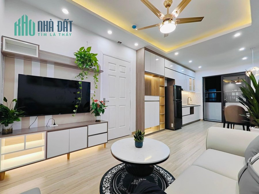 Em cần bán căn góc 56m thiết kế 2pn 2wc tầng trung ban công Đông Nam mát lịm 1ty335tr