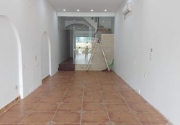 NHÀ ĐẸP CHO THUÊ NGUYÊN NHÀ MẶT PHỐ TÔN ĐỨC THẮNG, 300M