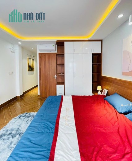 Bán Nhà Dương Quảng Hàm Gò Vấp 5 Tầng Hẻm Xe Hơi Giá 6 tỷ 9