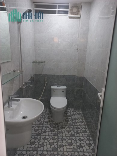 Bán nhà Mặt tiền đường Tạ Quang Bửu, Quận 8, DT: 4.5x17m, 5 Tầng mới - 5PN, 13.5 tỷ
