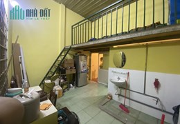 Mình cần sang quán này Do vợ chồng em có chút chuyện nên muốn sang ạ.