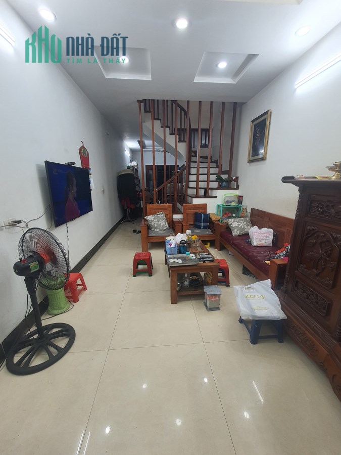 PHÂN LÔ 2 MẶT NGÕ- HỒNG MAI 10M Ô TÔ, NHÀ DÂN XÂY CHẮN -  6 NGỦ