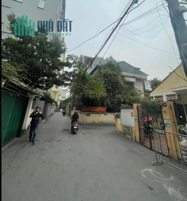 Bán nhà Liễu Giai, vị trí đắc địa, diện tích 137m2, giá nhỉnh 30 tỷ - Quận Ba Đình. Hotline