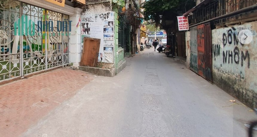 Bán Căn nhà đẹp trên Đội Cấn, Ba Đình - Diện tích rộng 208m vuông, MT 6m, 5 tầng, vị trí đắc địa,