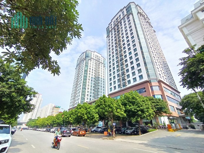 Bán căn Góc Tổng cục 5 Bộ công an (T6-08) Phạm Văn Đồng 117m2 3PN 2WC ban công Đông giá 4.5 tỷ