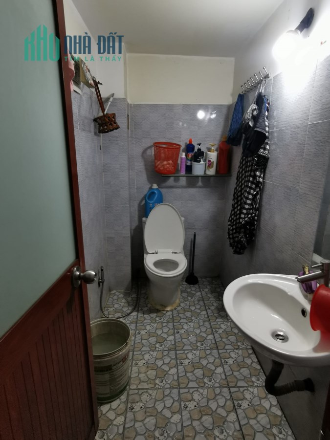 Bán nhà MTKD Tô Ký sầm uất, Quận 12, 50m2, sổ A4, Chỉ với 5 TỶ