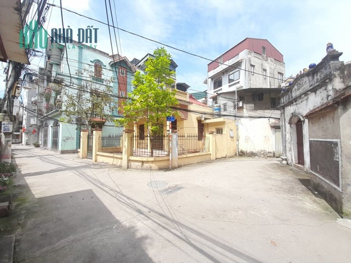 Bán đất tặng nhà 2 tầng Khuyến Lương, Hoàng Mai ngõ thông tứ tung, 80 m2, 4 tỷ 680