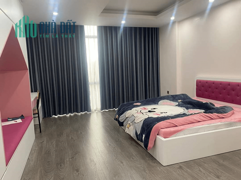 Bán nhà kinh doanh, ô tô tránh, thang máy khu phân lô phố Bùi Huy Bích, Hoàng Mai 90m2 giá 24.5 tỷ