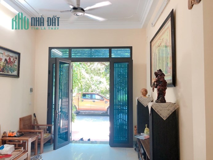 bán gấp căn nhà ngõ 73 Nguyễn Trãi, oto đỗ cửa, 34M 5T. Giá 5.8tỷ