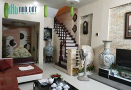 Bán nhà cực hiếm Ngõ 203 Trường Chinh, mặt tiền rộng, thoáng, 115m2*4T, chỉ 9.8 tỷ