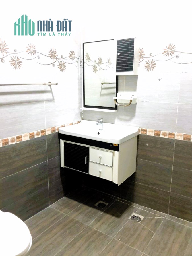 Bán nhà 1T1L 2pn hẻm xe hơi đường 5 Linh Chiểu