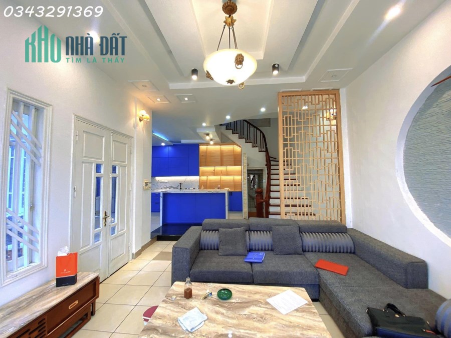 Bán Biệt Thự Phân Lô Ba Đình 80M2 4Tầng Mặt Tiền 8.2M-Vỉa hè ôtô tránh-Cây Xanh Yên Tĩnh