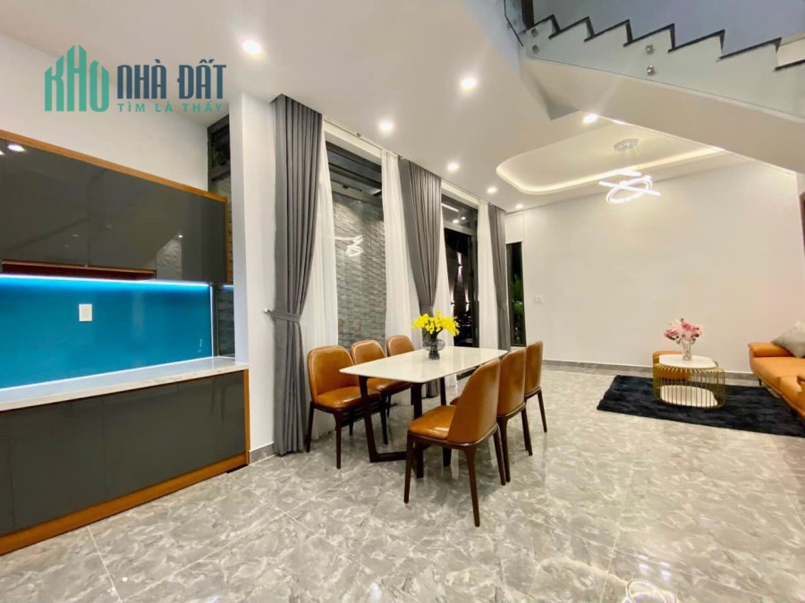Bán nhà Nguyễn Văn Lượng PHƯỜNG 17 Quận Gò Vấp, 4 tầng, Đường 4m, giá chỉ 7.9 tỷ
