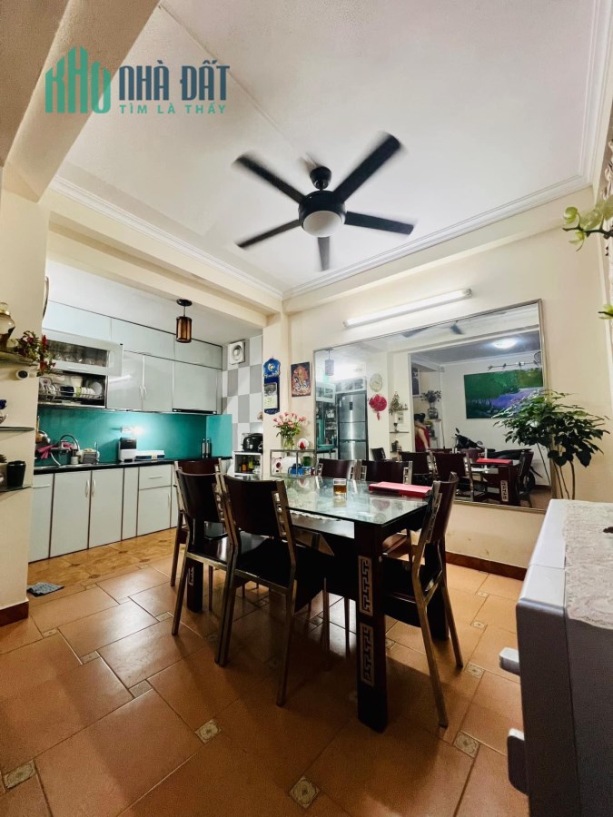 Bán nhà riêng Ba Đình , kinh doanh 40m2 giá 4 tỷ 6 , mua bán nhà riêng Hoàng Hoa Thám Ba Đình giá rẻ