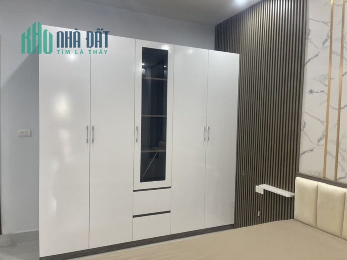 Bán nhà khu Ô Chợ Dừa 43m2 x 4 tầng, gần phố, ngõ nông, mt 4m, 3.95 tỷ