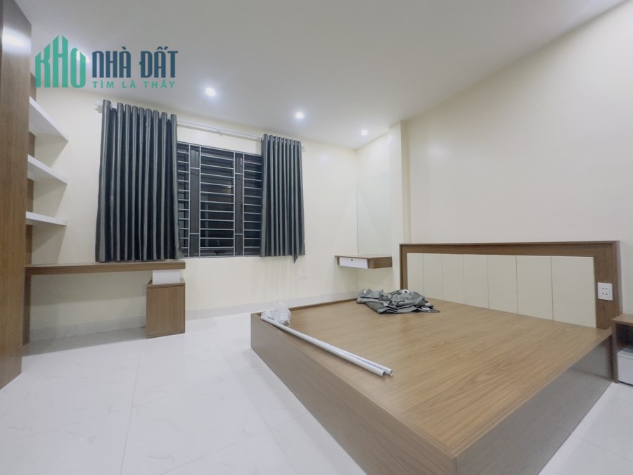 SIÊU PHẨM NHÀ HOÀNG MAI  - Ô TÔ ĐỖ CỬA – FULL ĐỒ - CHỈ VIỆC XÁCH VALY VỀ Ở - CHỐT.