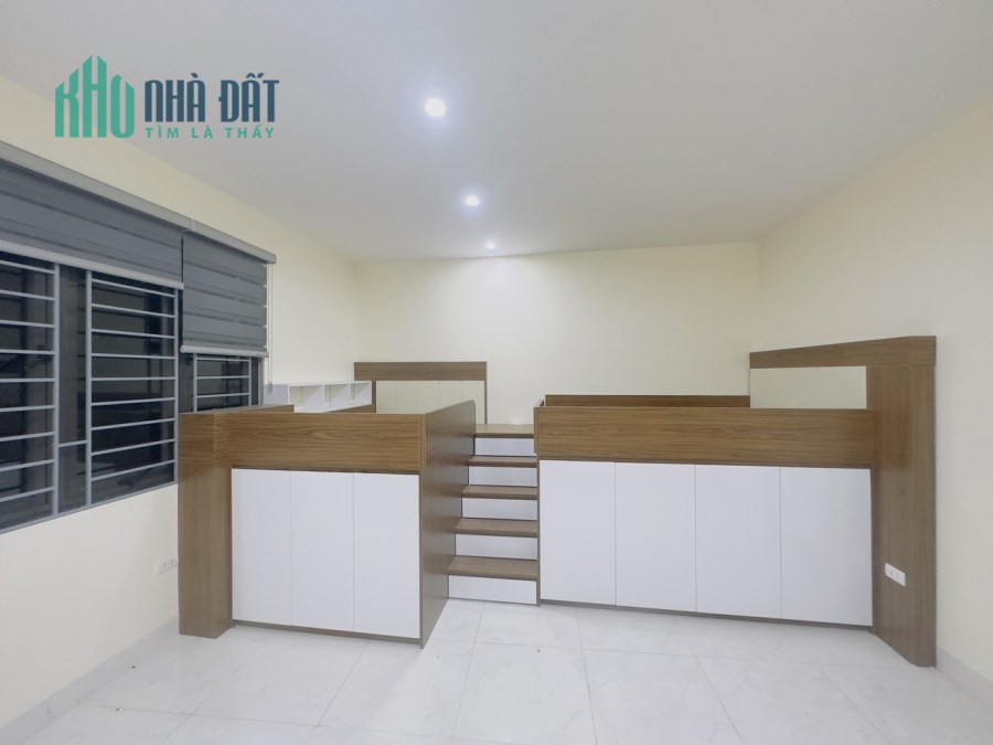 SIÊU PHẨM NHÀ HOÀNG MAI  - Ô TÔ ĐỖ CỬA – FULL ĐỒ - CHỈ VIỆC XÁCH VALY VỀ Ở - CHỐT.