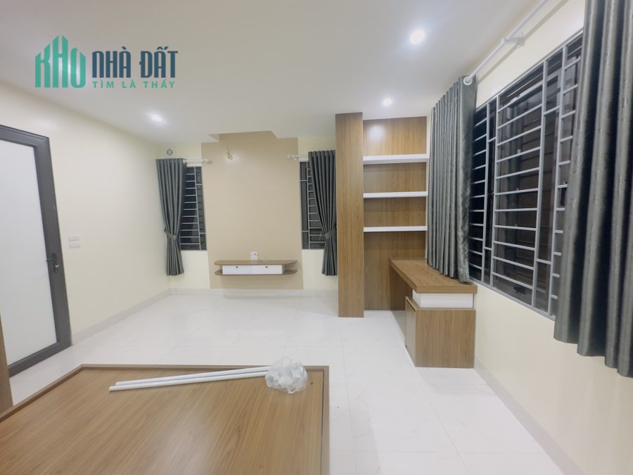 SIÊU PHẨM NHÀ HOÀNG MAI  - Ô TÔ ĐỖ CỬA – FULL ĐỒ - CHỈ VIỆC XÁCH VALY VỀ Ở - CHỐT.
